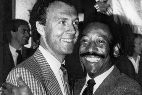 Pelé mit Oberlippenbart – und seinem Freund Franz Beckenbauer – im Mai1984 in New York.