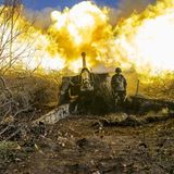 Soldat vor Artilleriefeuer