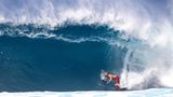 Pūpūkea, Hawaii. US-Surfer Griffin Colapinto gleitet durch die weltberühmte Pipeline. Hawaiis Pipeline – auch einfach nur Pipe genannt – am North Shore der Insel Oahu gilt als die beste Surferwelle der Welt.