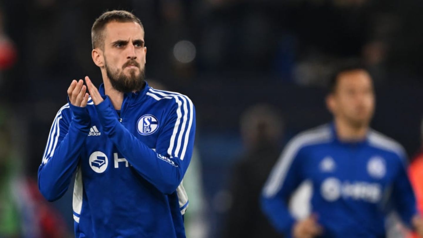 Bundesliga"Schalke 04 v FC Bayern Munchen"