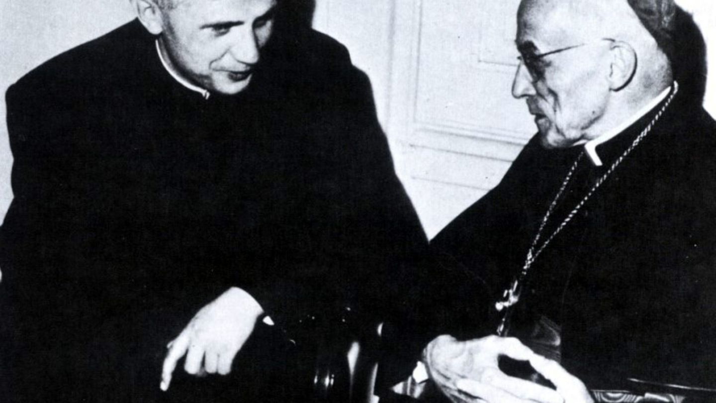 Benedikt XVI mit Kölner Kardinal Joseph Frings Benedikt XVI mit Kölner Kardinal Joseph Frings