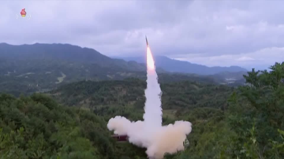 Konflikt: Nordkoreas Kriegsgebaren lässt Südkorea über eigene Atombomben nachdenken. Es könnte die Sicherheit Ostasiens gefährden