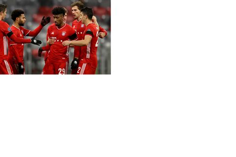 Kingsley Coman, Serge Gnabry, Robert Lewandowski, Marc Roca