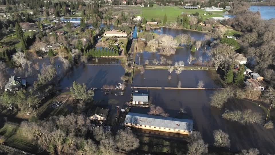 Video: Land unter in Kalifornien Video: Land unter in Kalifornien