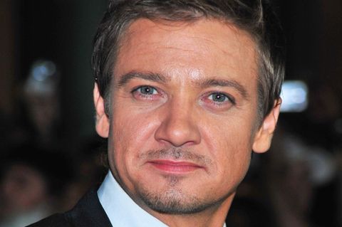 Jeremy Renner muss derzeit im Krankenhaus behandelt werden