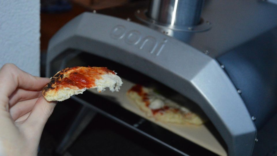 Der Ooni-Pizzaofen für zuhause im Test
