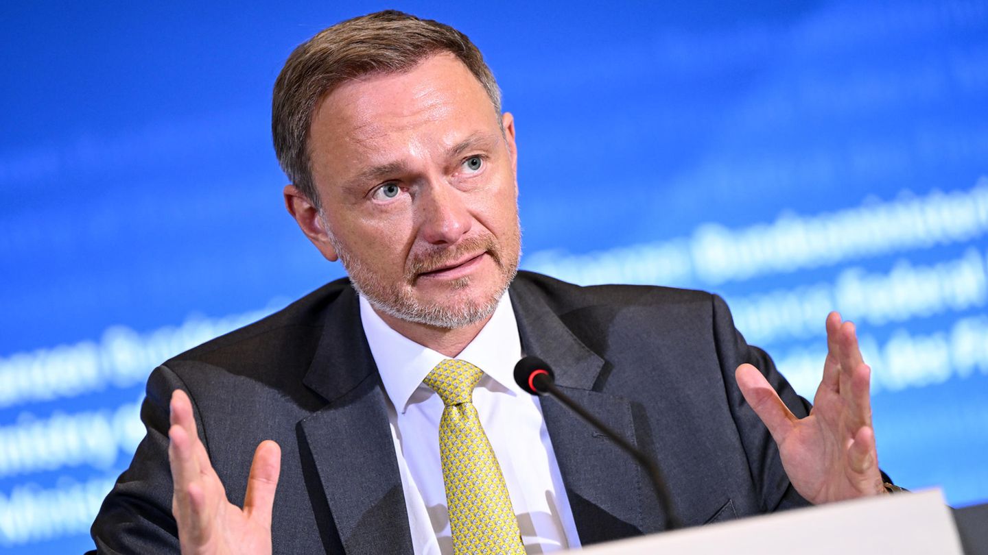 Christian Lindner Christian Lindner