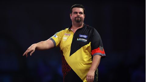 Gabriel Clemens beim Halbfinale der Darts-WM im Match gegen Michael Smith