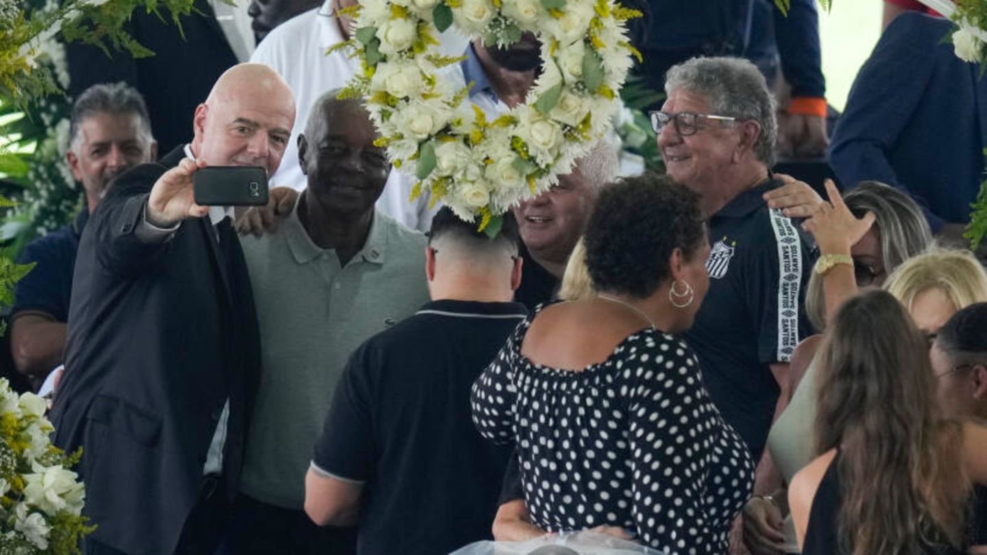 Gianni Infantino: FIFA boss disturbed with selfie next to dead Pele