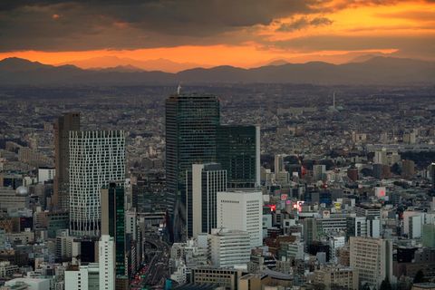 Tokio in der Abenddämmerung