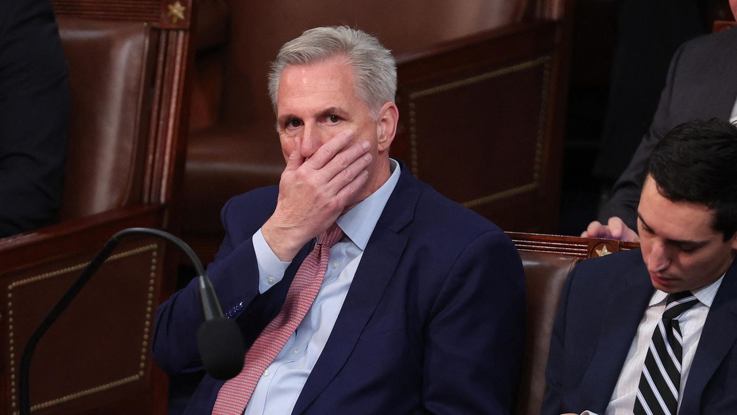 McCarthy fails in the first round of a chief post election in the US Congress