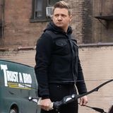 Filmszene mit Jeremy Renner