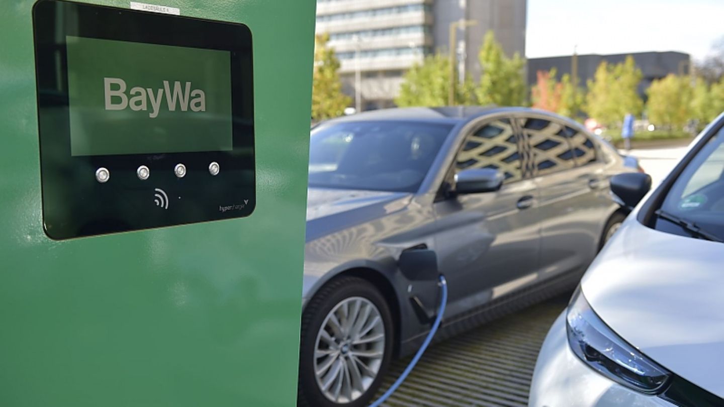 Interview: Christian Krüger, Managing Director of BayWa Mobility Solutions: We don’t need a million charging points