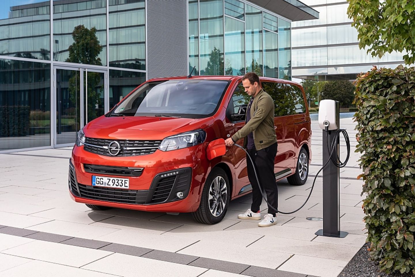 Eine ausreichende Lade-Infrastruktur ist wichtig für den Erfolg der 
Elektromobilität