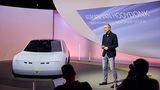 BMW i Vision Dee - CES 2023 mit Adrian van Hooydonk