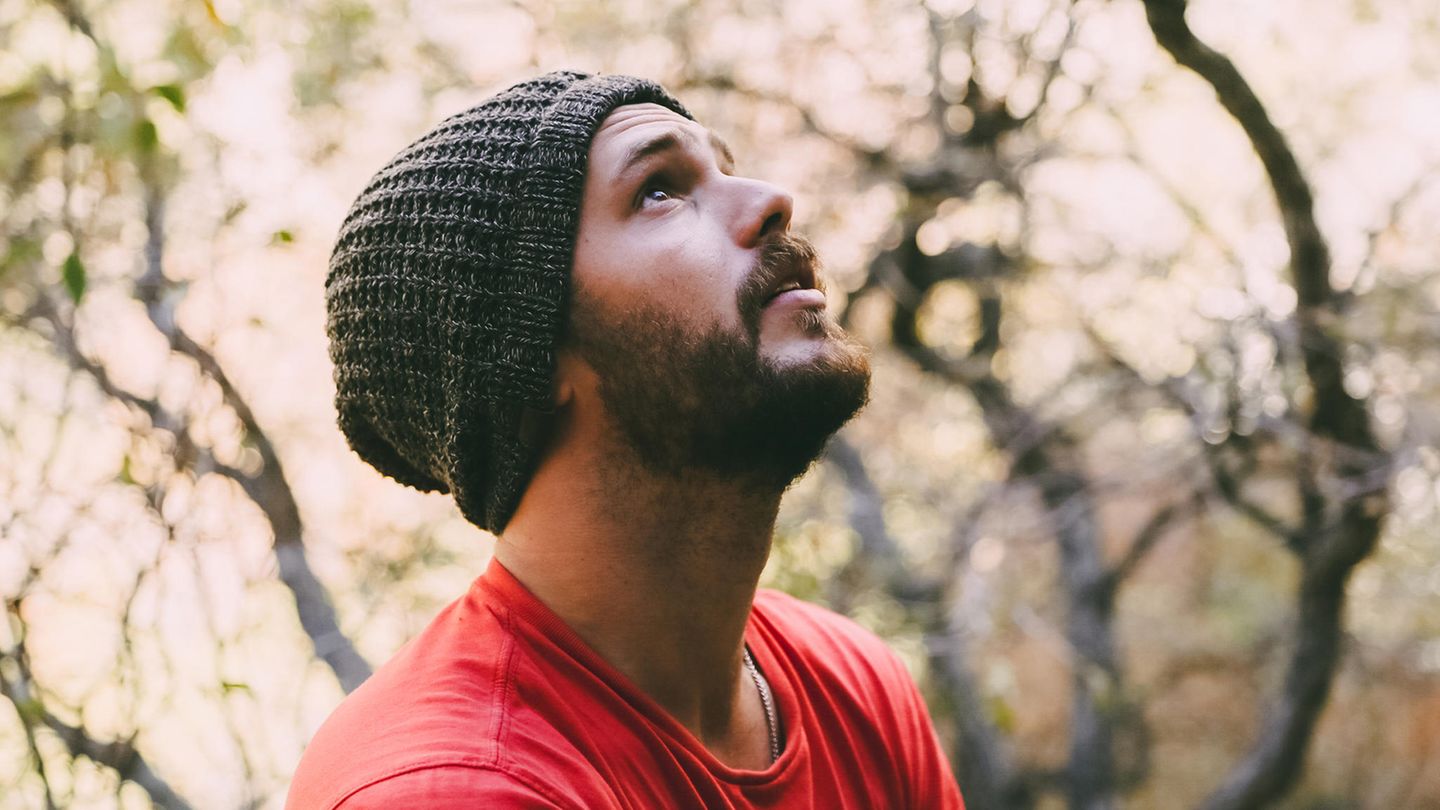 Psychology professor reveals how to change bad habits