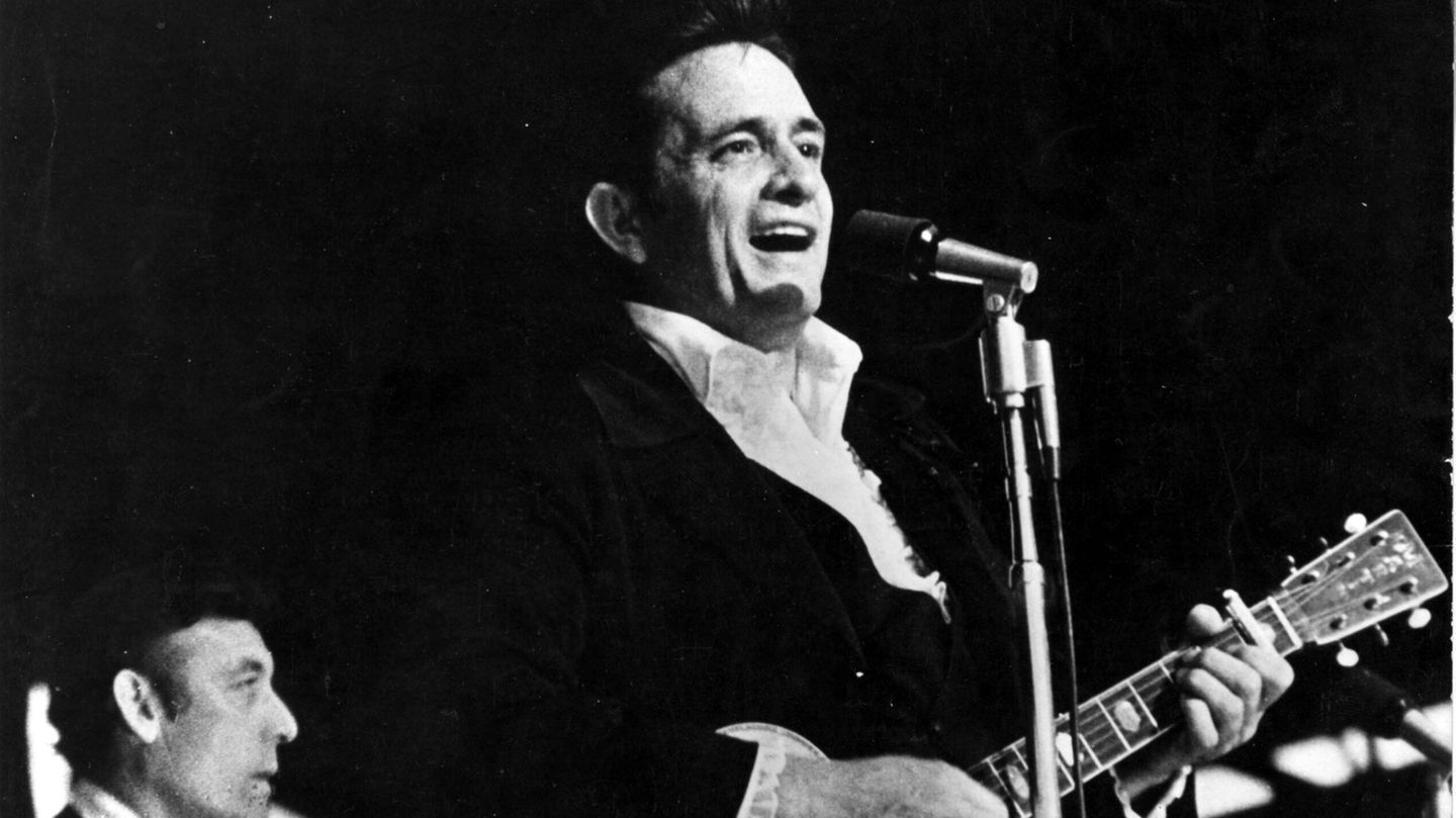 January 13, 1968: Johnny Cash plays his most legendary concert – in “Folsom Prison” jail