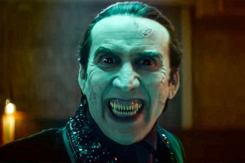 "Pizzaservice des Bösen": Nicolas Cage wird im "Renfield"-Trailer zum abgedrehten Dracula