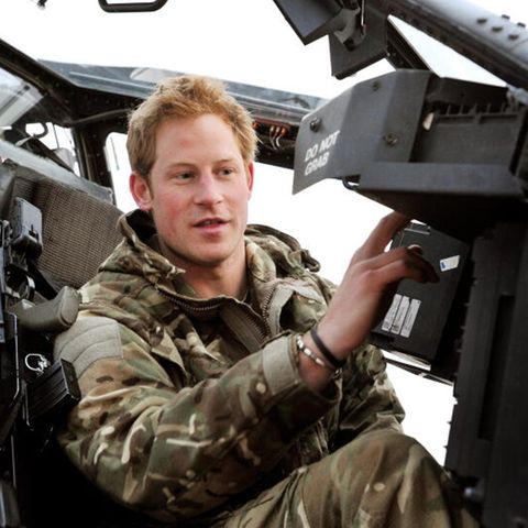 Prinz Harry im Apache-Hubscharuber