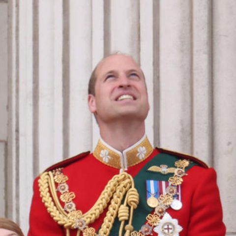 Ja, wo fliegen sie denn? Die Royal Family (hier auf einem Bild 2022) ist umgeben von zahlreichen Beratern. Prinz Harry rechnet mit diesen in seiner Autobiographie tierisch ab