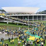 Tausende Bolsonaro-Anhänger marschieren zum Gebäude des Nationalkongresses, ... 