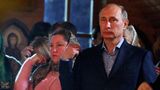 Im Januar 2013 konnte Putin wieder als Präsident das Weihnachtsfest begehen. Er entschied sich für Sotschi. Die Wahl war nicht zufällig: Die Werbetrommel für die Olympischen Winterspiele 2014 wollten bereits gerührt werden und die Stadt am Schwarzen Meer war der Austragungsort. 