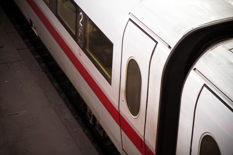 Das Paar war in einem ICE unterwegs