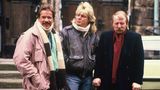 Götz George als Schimanski, Dieter Bohlen und Eberhard Feik posieren bei dem Tatort Motke 1988