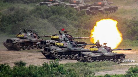 China Taiwan Konflikt: Chinesische Panzer