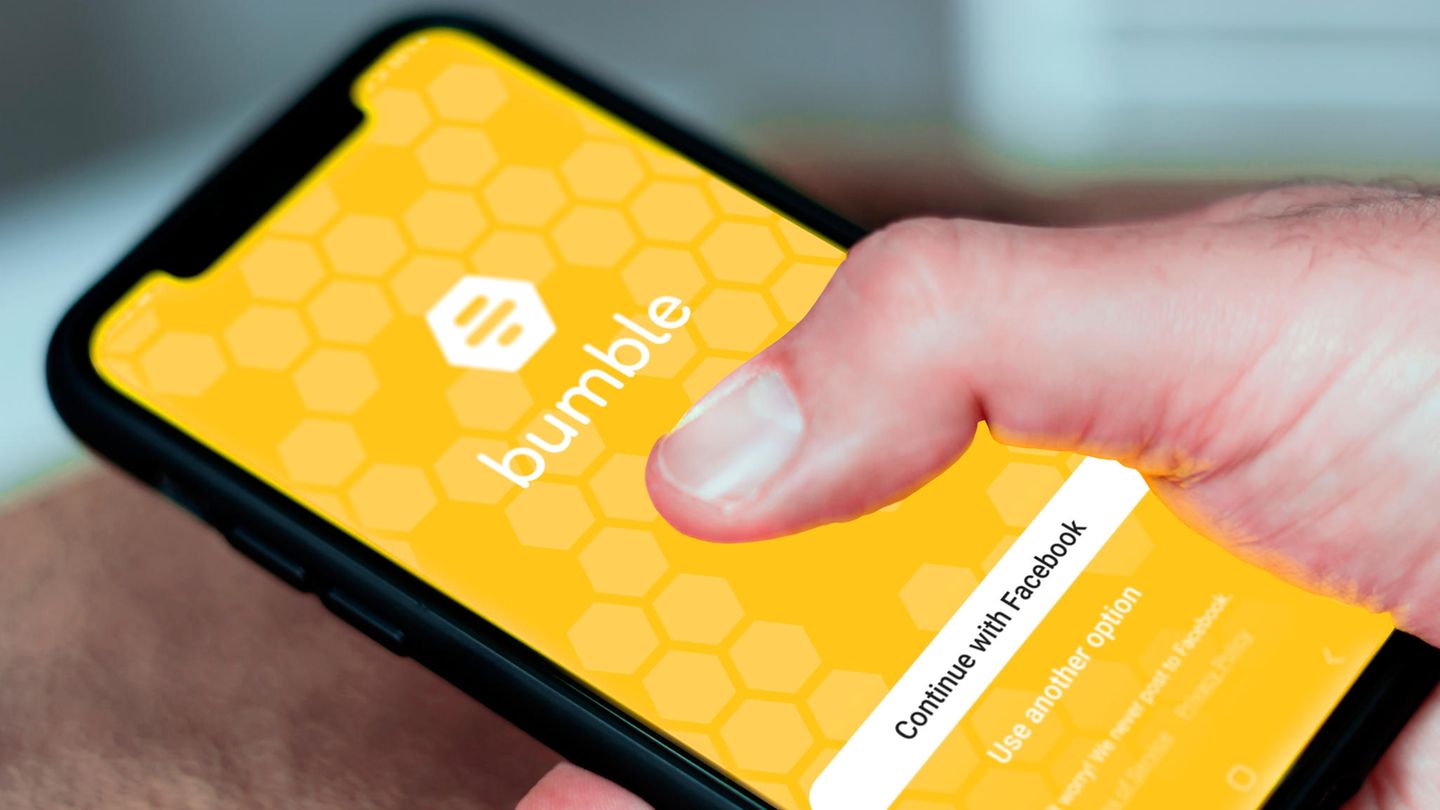 Bumble withdraws campaign due to criticism of sex abstinence
