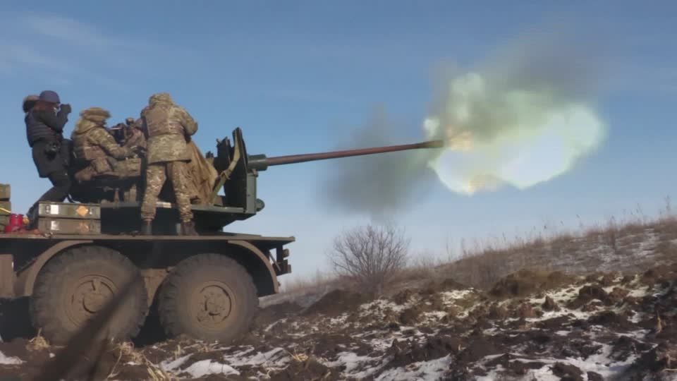 Video: Heftige Kämpfe im Osten der Ukraine Video: Heftige Kämpfe im Osten der Ukraine