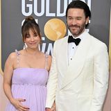 Kaley Cuoco and Tom Pelphrey