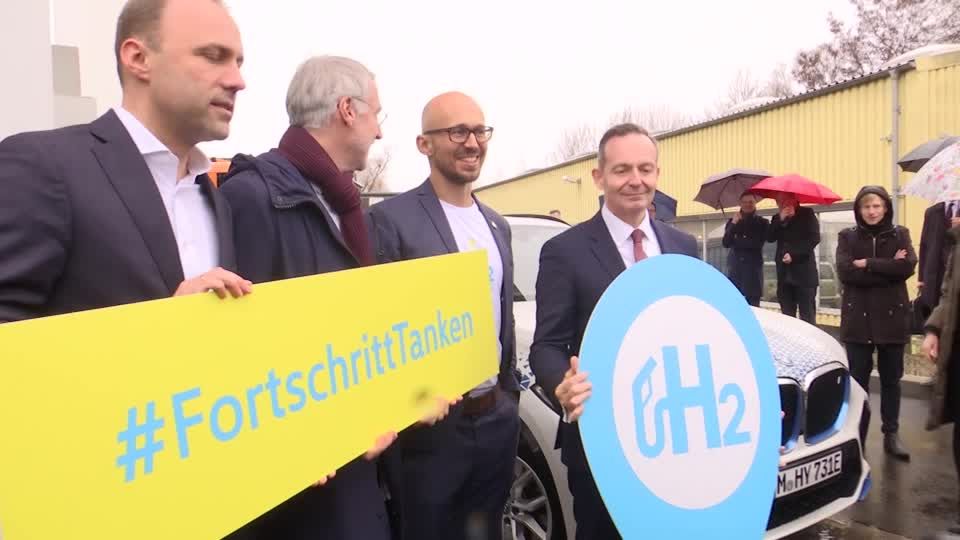 Video: Wissing fährt auf Wasserstoff ab