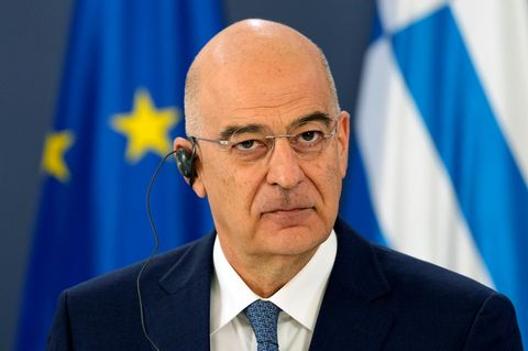 Griechenlands Außenminister Nikos Dendias bei einer Pressekonferenz