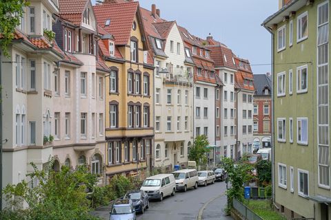 Die Grundsteuererklärung müssen alle Eigentümerinnen und Eigentümer einer Wohnung oder eines Hauses abgeben