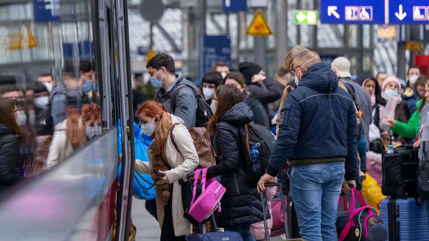 Maskenpflicht im Fernverkehr entfällt Maskenpflicht im Fernverkehr entfällt