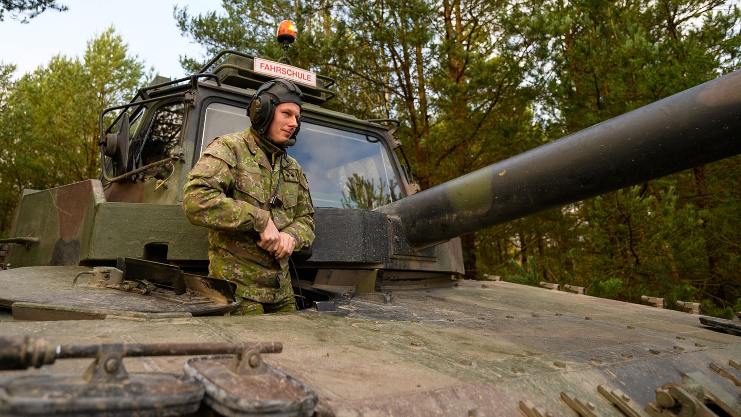 Military expert on Leopard 2: main battle tank delivery only a question of time