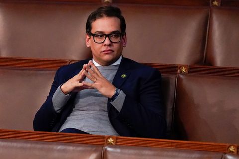 George Santos sitzt alleine im US-Kongress.