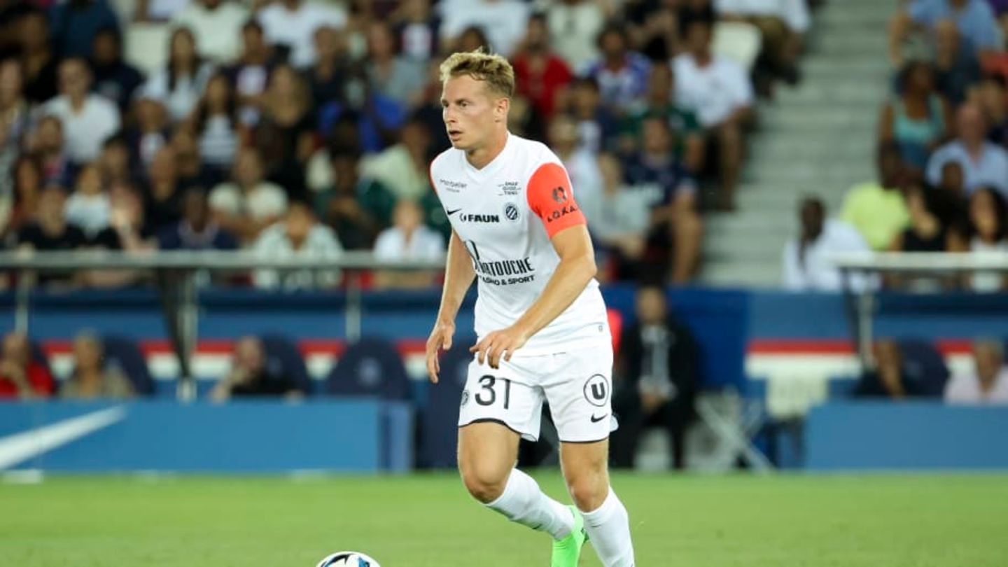 Cozza to Wolfsburg?  Schmadtke speaks plain language