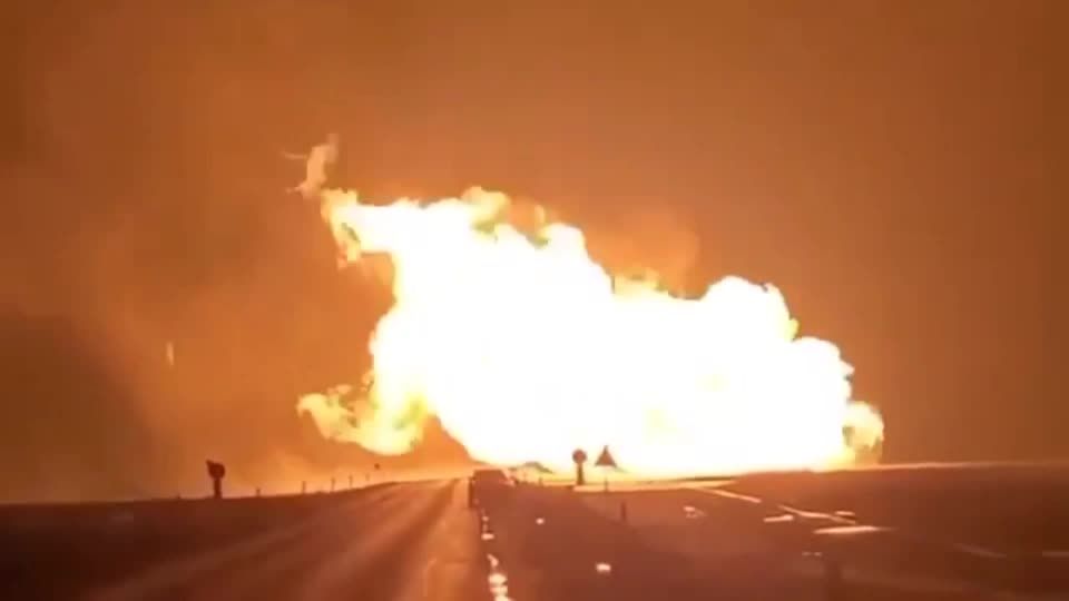 Video: Gaspipeline in Litauen explodiert Video: Gaspipeline in Litauen explodiert