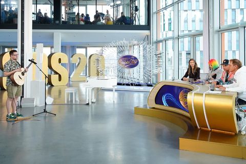 Die DSDS-Jury mit Felix Gleixner, Leony, Katja Krasavice und Pietro Lombardi.