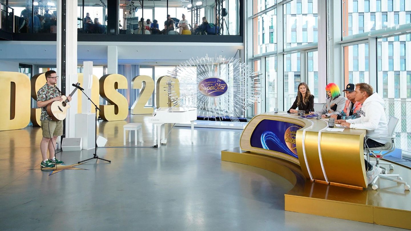 Die DSDS-Jury mit Felix Gleixner, Leony, Katja Krasavice und Pietro Lombardi.
