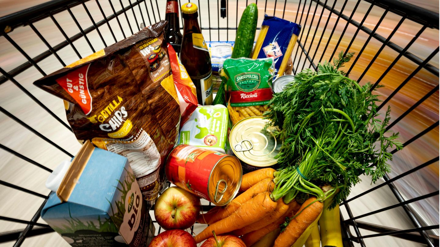 Viele Kunden schauen beim Einkauf derzeit verstärkt auf die Preise