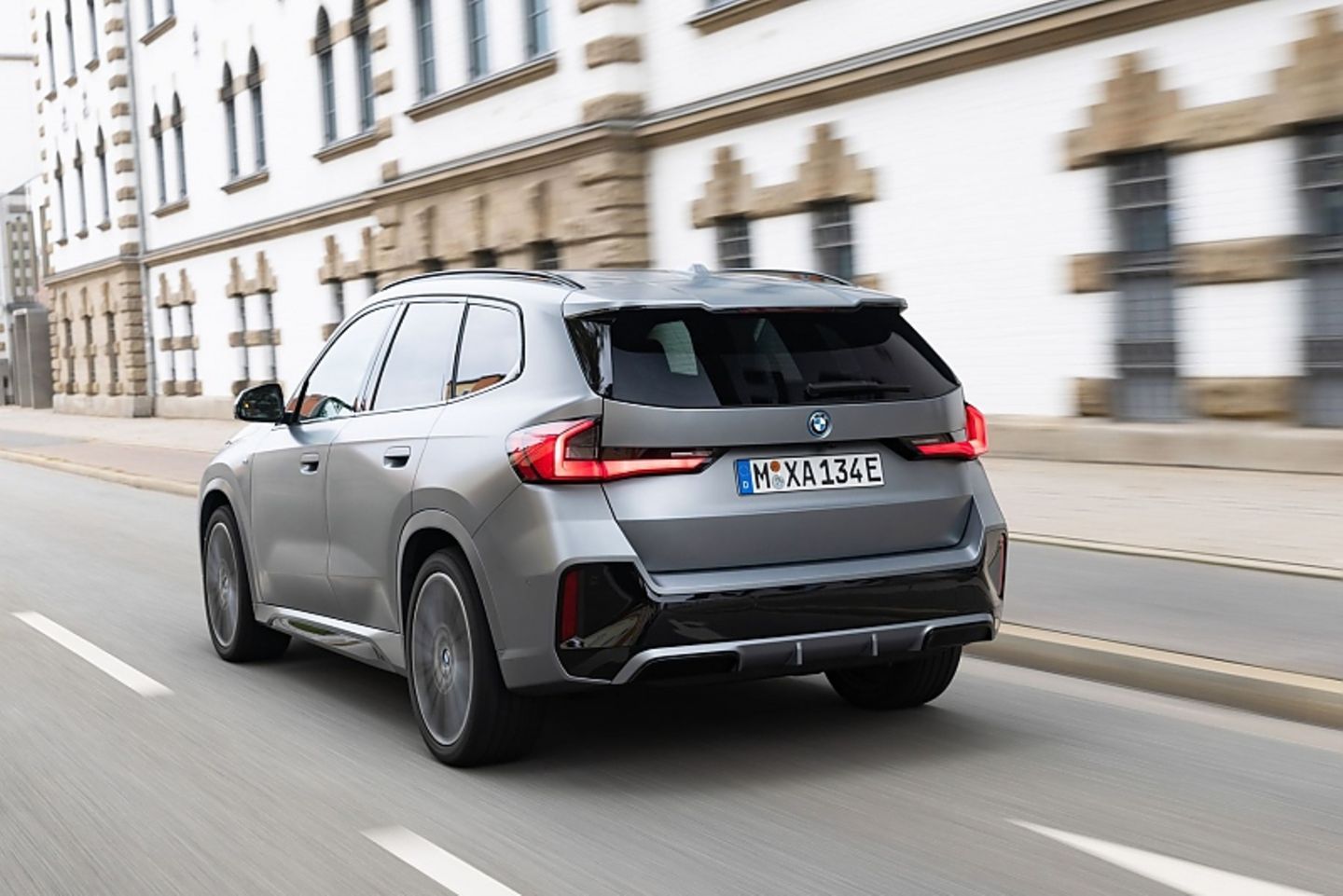 BMW iX1 xDrive30