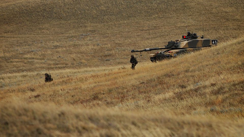 Treffsicherheit und Kaliber machen den Challenger 2 zu einem überragenden Duellpanzer.