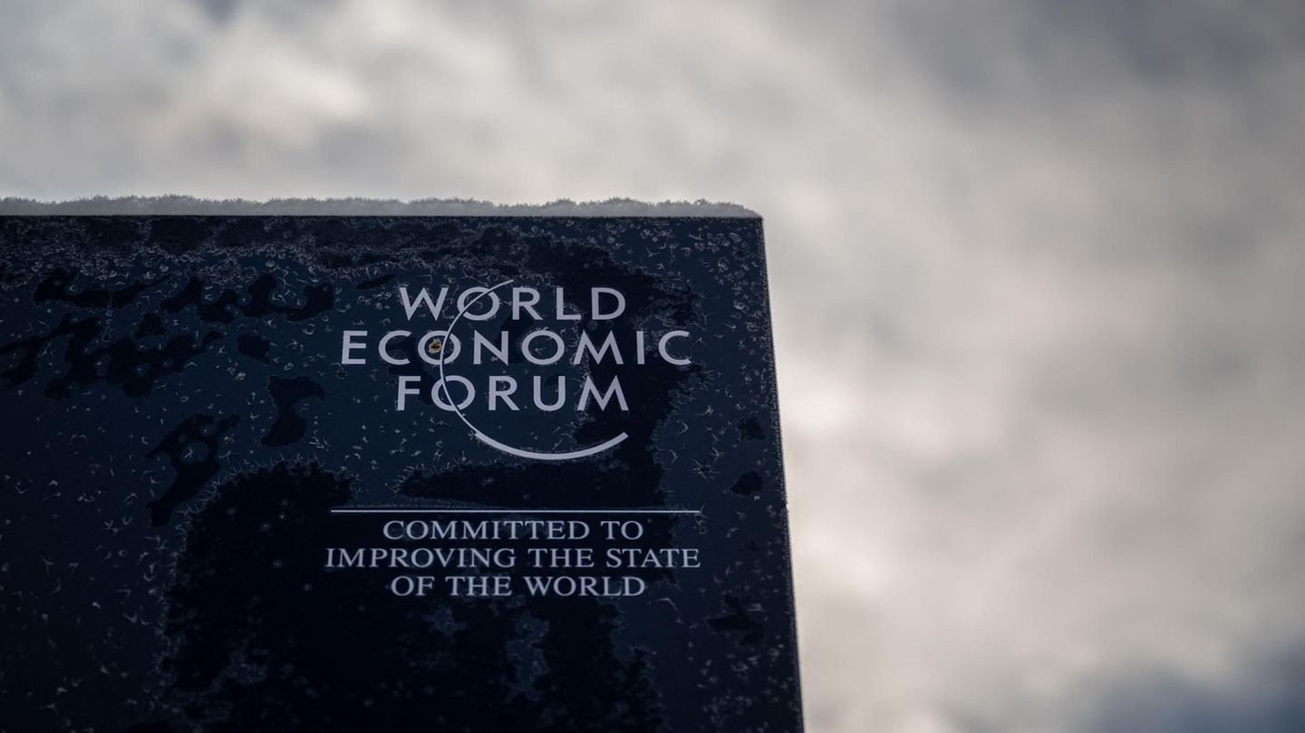 The logo of the World Economic Forum (WEF) in Davos, Switzerland