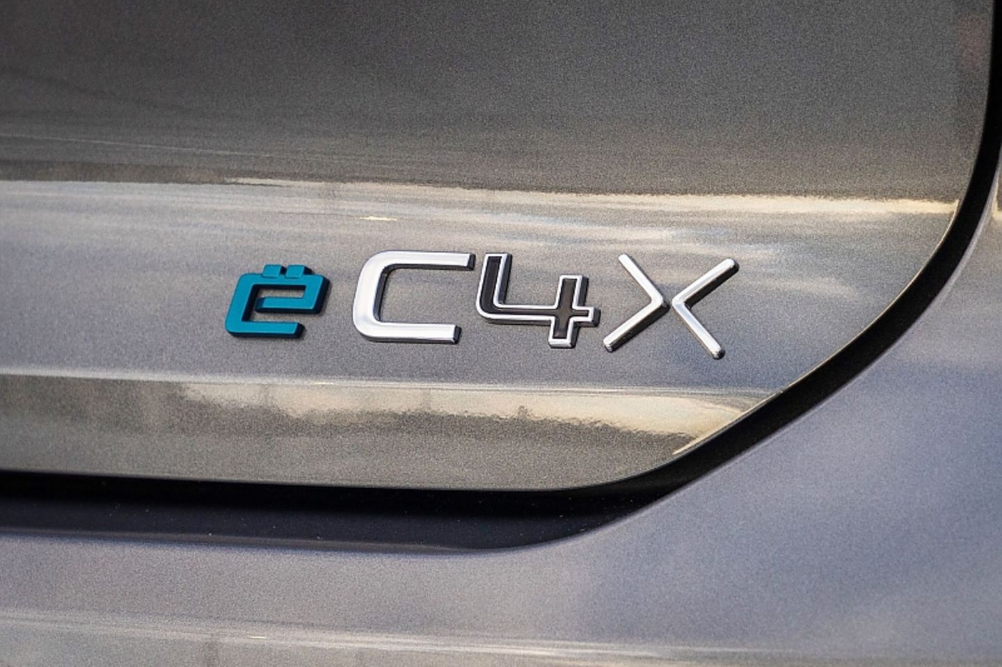 Citroën ë-C4 X