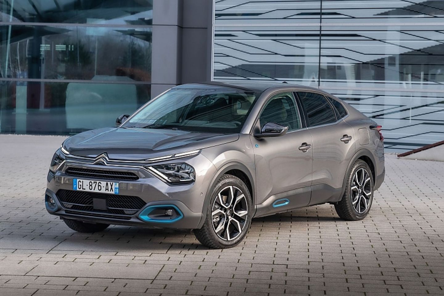 Citroën ë-C4 X