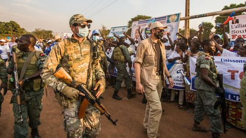 Russische Wagner-Söldner bei einer Wahlveranstaltung im Jahr 2020 in Bangui, der Hauptstadt der Zentralafrikanischen Republik