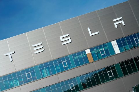 Im März 2022 wurde die Fabrik in Grünheide bei Berlin eröffnet